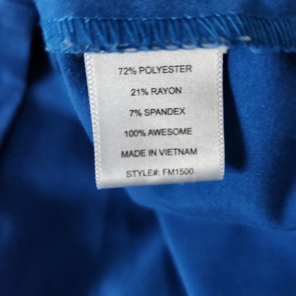 Figs Leon Three-Pocket Scrub Top Men's Size Small - Picture 6 of 6